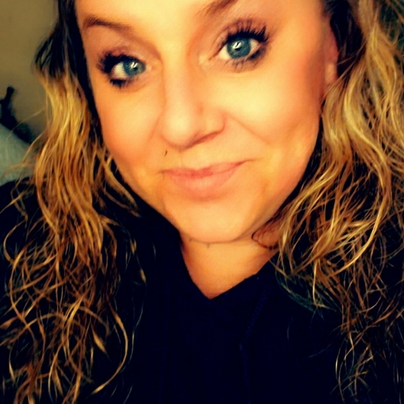 Meet your Posher, Sarah - Picture 6 of 9